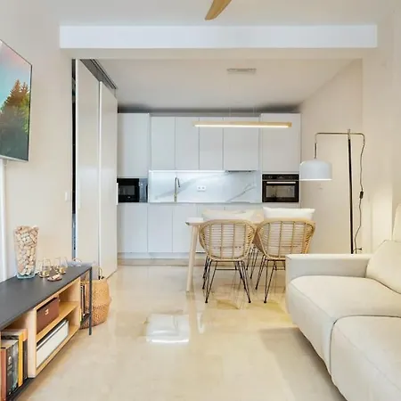 Stylish & Studio 5 Min Puerto Banus * Marbella