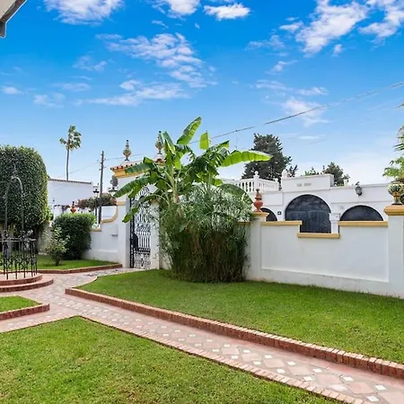 Apartment Stylish & Studio 5 Min Puerto Banus