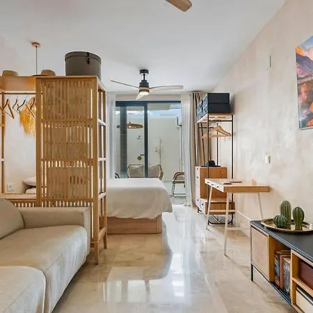 Stylish & Studio 5 Min Puerto Banus Apartment