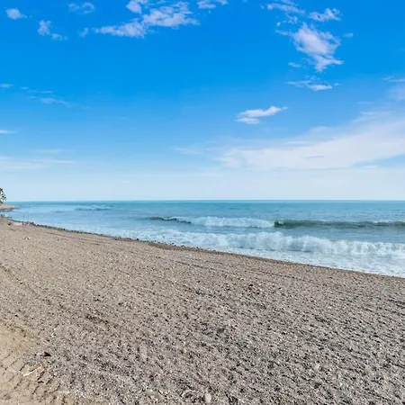 Stylish & Studio 5 Min Puerto Banus * Marbella