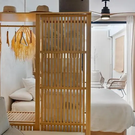 Stylish & Studio 5 Min Puerto Banus Apartment Marbella